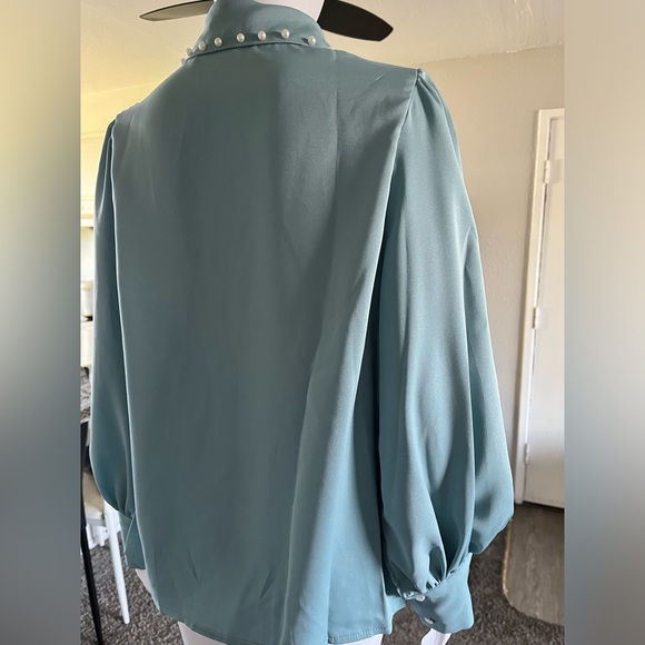 Lantern sleeve shirt collar and pearl,long sleeve,tops,pearl,party dress,formal - Picture 3 of 5